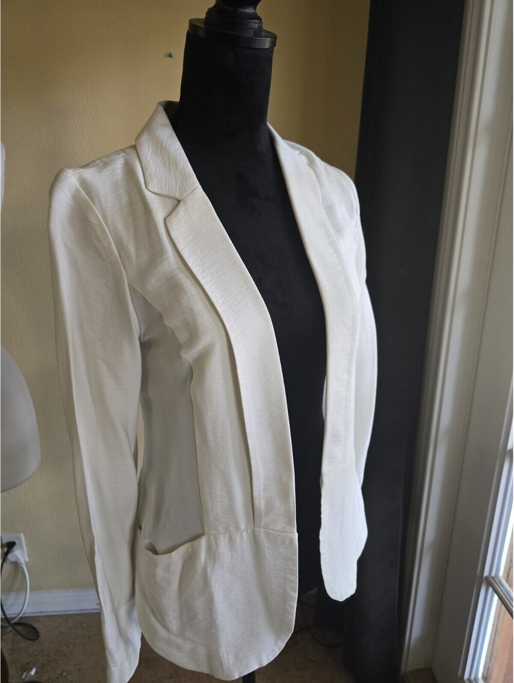 Lauren Conrad WHT Open Front Blazer Jacket Pockets Sz 0 see through sides